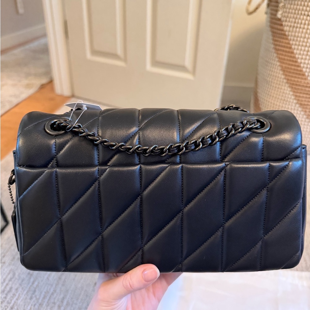 BNWT Black Coach Quilted Tabby 26 - Picture 3 of 8